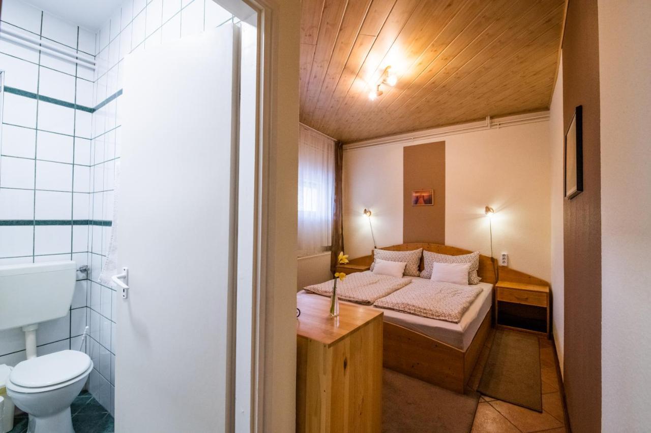 Bonifert Vendégház Dunabogdány Exterior foto